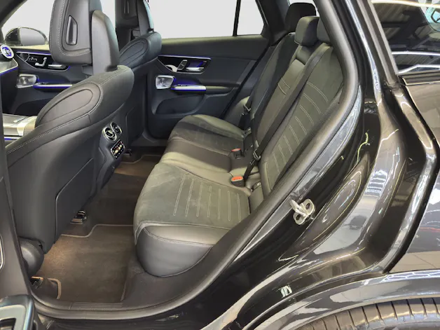 MERCEDES-BENZ GLC 300 AMG Line 4MATIC