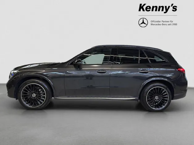 MERCEDES-BENZ GLC 300 AMG Line 4MATIC