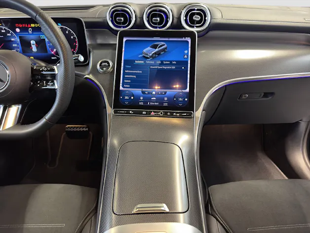 MERCEDES-BENZ GLC 300 AMG Line 4MATIC