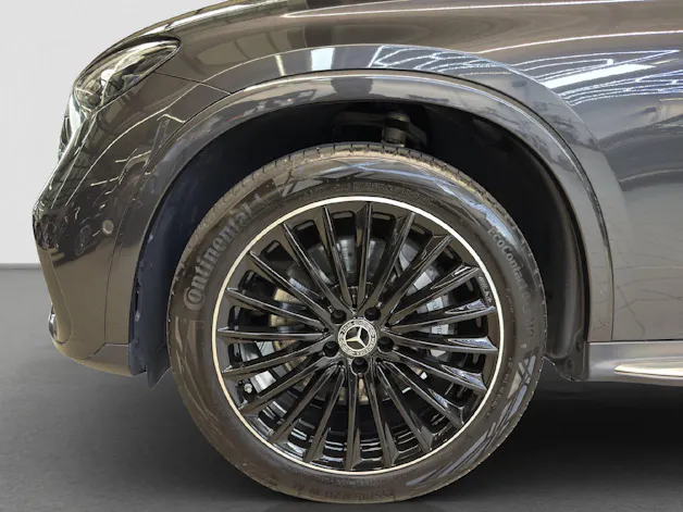 MERCEDES-BENZ GLC 300 AMG Line 4MATIC