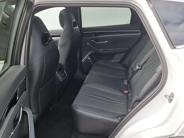 BYD Seal U DM-i Design AWD