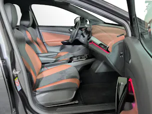 VW ID.4 Pro Performance 77 kWh Business