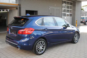 BMW 220i Active Tourer Luxury Line DKG