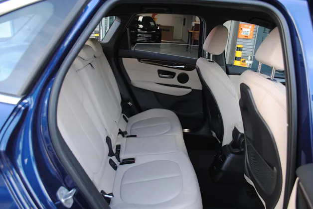 BMW 220i Active Tourer Luxury Line DKG
