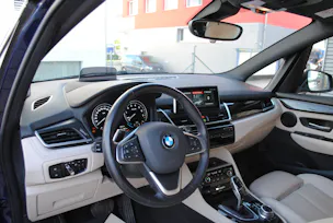 BMW 220i Active Tourer Luxury Line DKG
