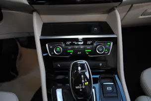 BMW 220i Active Tourer Luxury Line DKG