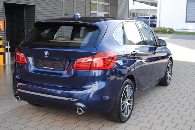 BMW 220i Active Tourer Luxury Line DKG