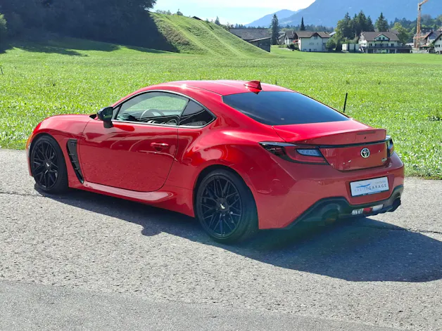 Toyota GR 86 2.4 Sport+ *8-fach bereift*