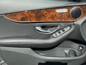 MERCEDES-BENZ C 250 d Avantgarde 4M