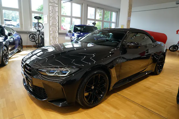 BMW M4 Cabrio Competition M xDrive