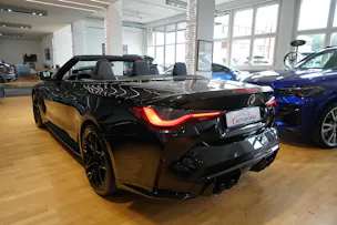 BMW M4 Cabrio Competition M xDrive