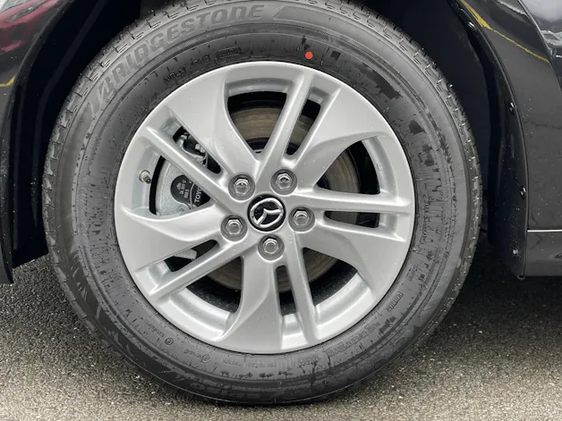 MAZDA 2 Hybrid Centre-line
