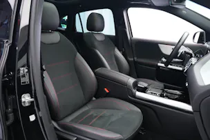 MERCEDES-BENZ GLA 220d 4Matic AMG Line 8G-DCT *AHK* *Panorama*