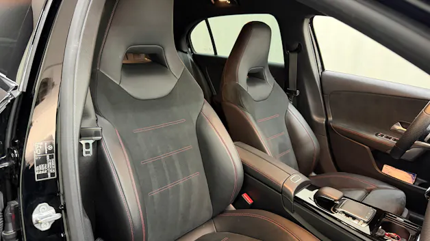 MERCEDES-BENZ A 250 AMG Line 7G-DCT