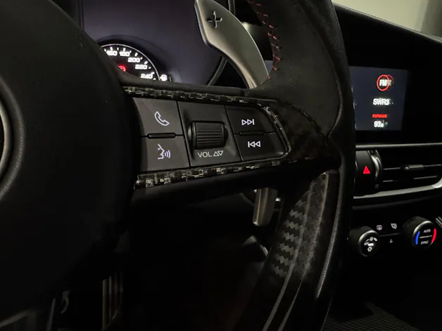 ALFA ROMEO Giulia 2.0 Veloce Q4 Automatic | CH |