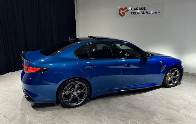 ALFA ROMEO Giulia 2.0 Veloce Q4 Automatic | CH |
