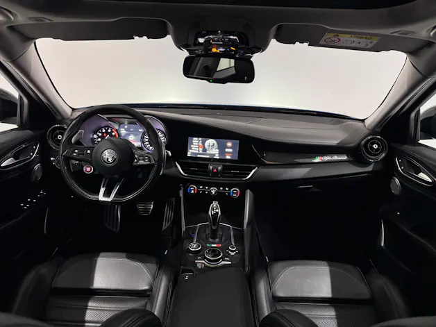 ALFA ROMEO Giulia 2.0 Veloce Q4 Automatic | CH |