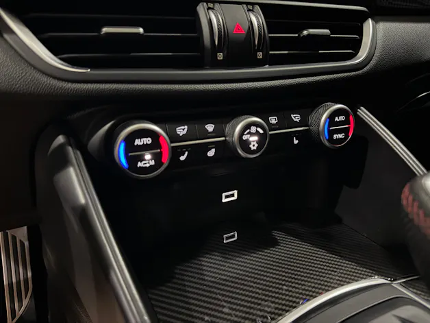 ALFA ROMEO Giulia 2.0 Veloce Q4 Automatic | CH |
