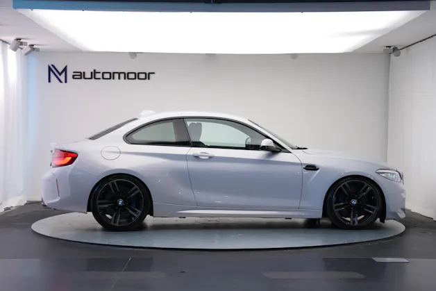 BMW M2 Competition Drivelogic *CH-Fahrzeug* *Hockenheimsilber*