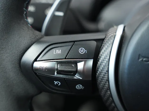 BMW M2 Competition Drivelogic *CH-Fahrzeug* *Hockenheimsilber*