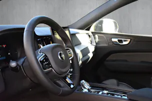 VOLVO XC60 T6 eAWD PluginHybrid Ultra Dark Geartronic