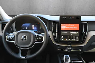VOLVO XC60 T6 eAWD PluginHybrid Ultra Dark Geartronic