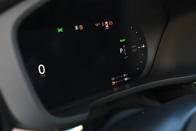 VOLVO XC60 T6 eAWD PluginHybrid Ultra Dark Geartronic