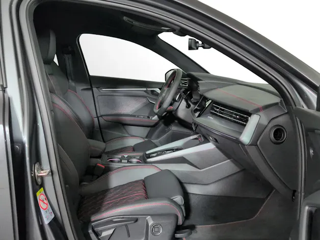 AUDI A3 Sportback TFSI 150 kW quattro S line S tronic