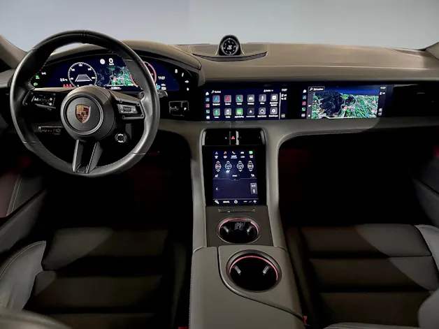 PORSCHE Taycan 4S Cross Turismo