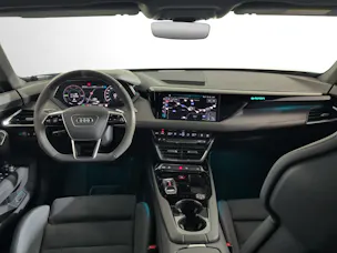 AUDI e-tron GT quattro