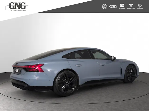 AUDI e-tron GT quattro