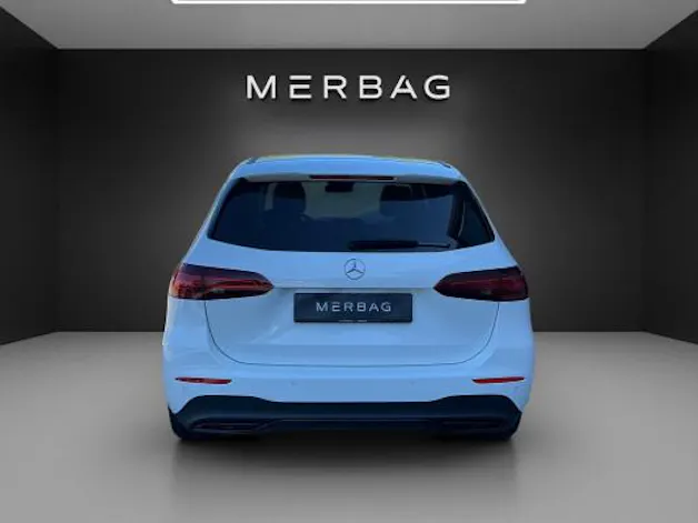 MERCEDES-BENZ B 200 7G-DCT