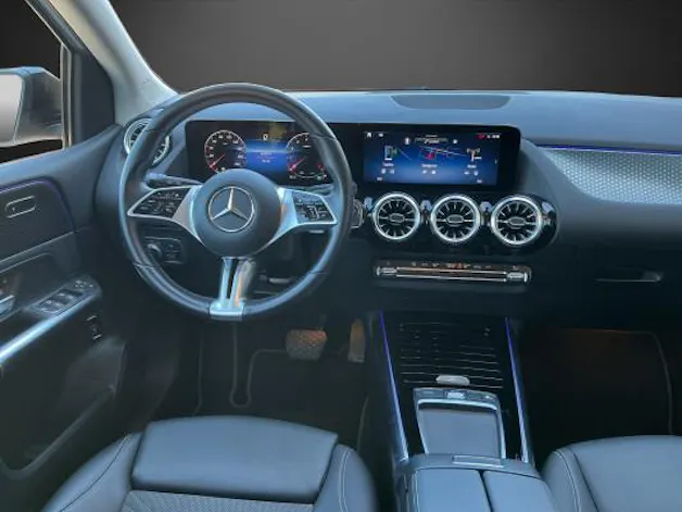 MERCEDES-BENZ B 200 7G-DCT