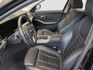 BMW 320d xDrive 48V Touring