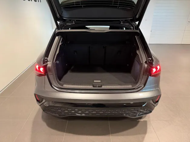 AUDI A3 Sportback TFSI 150 kW quattro S line S tronic