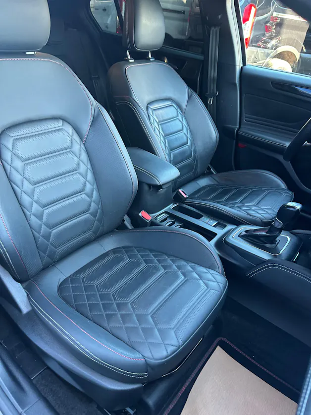 FORD Focus 1.0i EcoB Hybrid 155 ST-Line Vignale