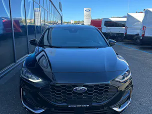 FORD Focus 1.0i EcoB Hybrid 155 ST-Line Vignale