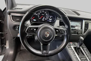 PORSCHE Macan Turbo PDK