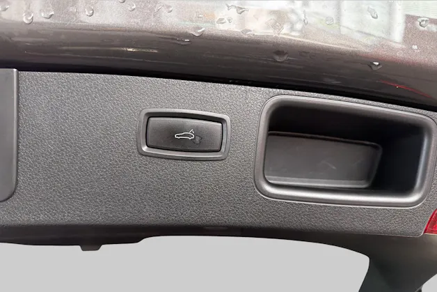 PORSCHE Macan Turbo PDK