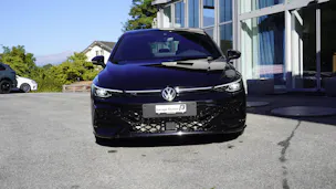 VW Golf 2.0 TSI R-Line DSG 4 Motion