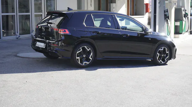 VW Golf 2.0 TSI R-Line DSG 4 Motion
