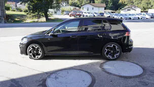 VW Golf 2.0 TSI R-Line DSG 4 Motion