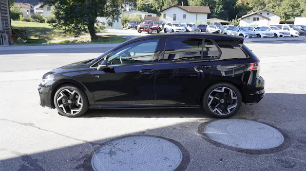 VW Golf 2.0 TSI R-Line DSG 4 Motion
