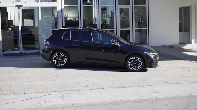 VW Golf 2.0 TSI R-Line DSG 4 Motion