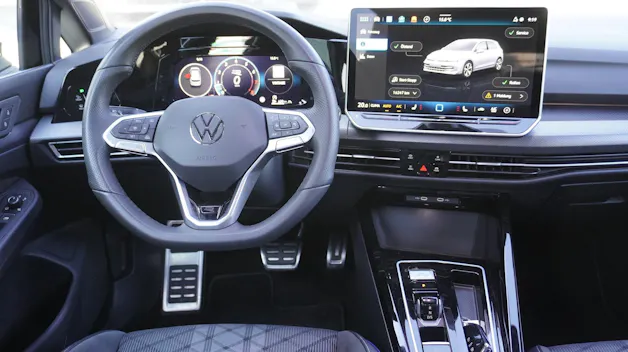 VW Golf 2.0 TSI R-Line DSG 4 Motion