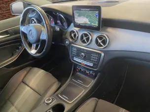 MERCEDES-BENZ GLA 200 Night Star