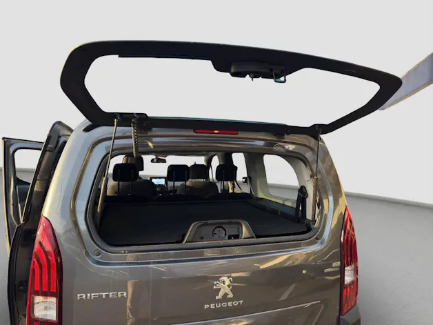 PEUGEOT Rifter Long 1.2 PureTech 130 GT Line