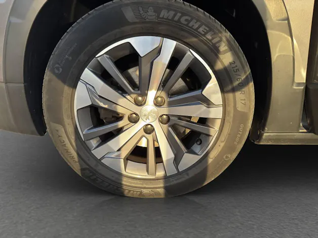 PEUGEOT Rifter Long 1.2 PureTech 130 GT Line