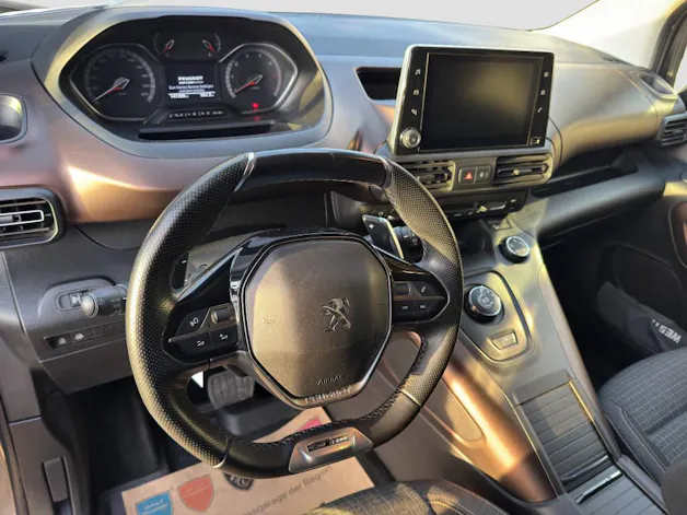 PEUGEOT Rifter Long 1.2 PureTech 130 GT Line