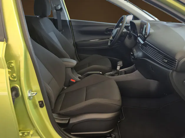 HYUNDAI Bayon 1.0 T-GDi Amplia Two Tone Safe tec